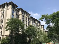 90万买 蔡家轻轨 3房 龙湖物业,朝南看中庭 视野开阔