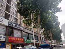 此房满2年,出行方便,户型方正,居住方便舒适