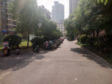 姚电大道,碧桂园北过马路,龙腾国际,精装3室