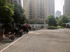 龙腾国际大两室公摊小价格低