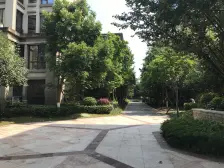 总价低,轻轨旁 2-3房配套成熟现房