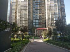 惠泽园,东南户,三室两厅两卫,诚心出售。