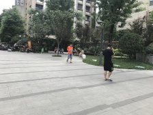 杨家坪商圈 精装大四房 业主安心出售