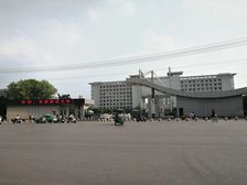 小高层中间楼层边户采光好户型方正