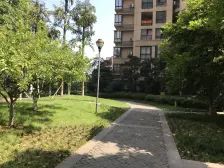 户型方正 中间楼层 视野开阔 近西站 近轻轨