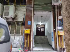 石坪桥轻轨站旁边 正规一房一厅 安心出售