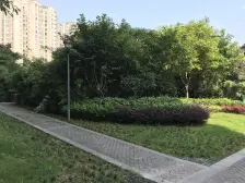 配套设施齐全,此房总共4层,近西站,交通便利