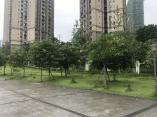 六公里精装两房 近轻轨 出行方便 适合住家