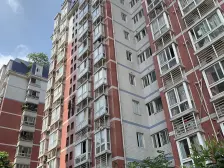 正规三房,离石桥铺商圈及轻轨站200米,交通配套好