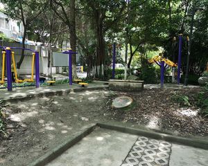 西区花园晨之曦3室2厅西南