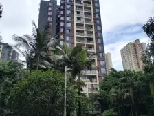 二郎彩云湖旁 正规两房 朝中庭 诚心出售