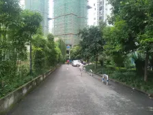 少有的清水小户型,巴国城法院旁。交通方便