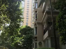 加州新牌坊 北城绿景三房96万