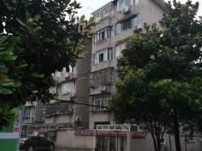 新上电梯一房,高楼层,视野佳,诚售。