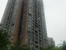 弹子石 金港尚城三房78万