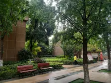 融侨半岛 金辉物业 此房住家装修 小区环境好 满两年