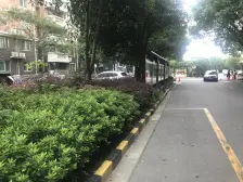 满五年 中间位置 中间楼层 采光好 位置好 三阳台 厅大