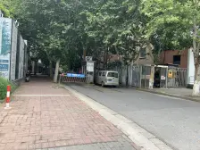 06年多层复式,楼上楼下面积一样,买一层送一层