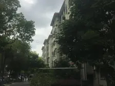 一楼带天井,房型正气,满五,南北两房