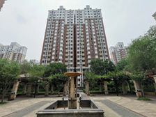 远洋沁山水1室1厅西北