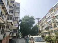 十中对面,周乐街 3室2厅,10平大储藏室