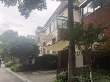 联排别墅 小区C位 看房有钥匙 诚意出售 满五年