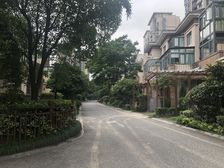 临河双拼别墅,大花园,户型好,附s多,居住舒适