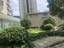 高区精装修一房 东外滩地段 次新房