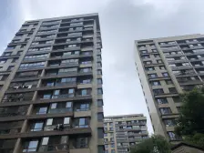 位置好 保利开发,人车分流的小区,管家服务,近地铁