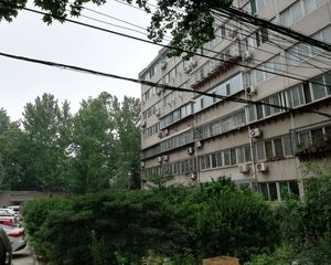 山东省体育训练中心宿舍2室2厅南北