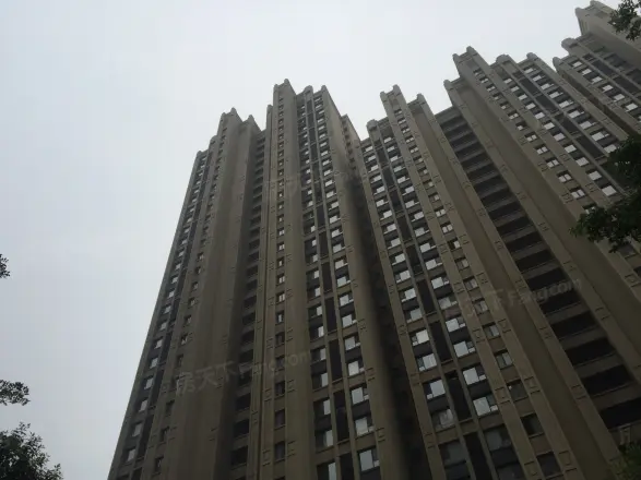 绿地新里卢浮公馆