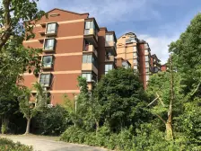 周浦镇18号线地铁口东,满五年税费少景观楼层,毛坯房装修方便