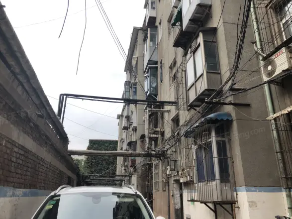 伏牛路121号院