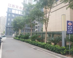盛汇城市广场格局好,采光好,无遮挡,出行方便