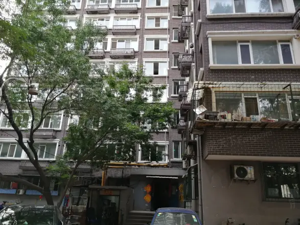 六纬路1号