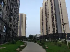 东港龙城三期优仕三室两厅一卫 不是顶 采光视野好