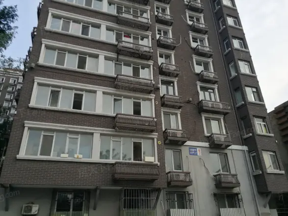 六纬路1号