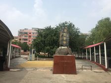 此房格局好,采光好,房屋干净整洁,价格可议