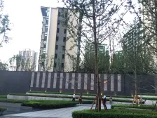 龙湖品质小区 观景大平台 视野开阔大阳台 板式结构