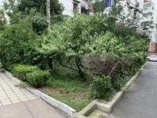 美丽家园小区,中间楼层南北大一房,旁边生活便利。