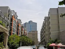 西湖美景多层低迷社区,房子已经满五年了,没增税了