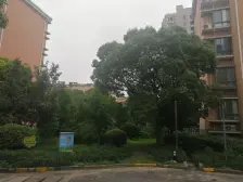 秀枫苑,南北两房两卫,近地铁,新华医院,全明户型