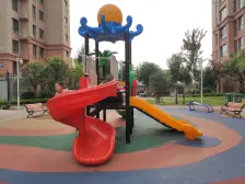 中间楼层 满五 正规商品房 正南朝向 交通便捷 带电梯