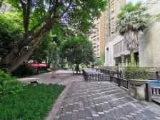 两路空港 御城华府四房132万