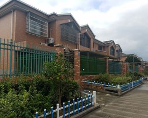 茅山小区房交通方便配套齐全楼梯房