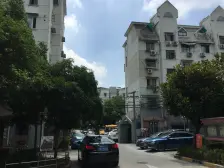 一梯两户,南北通透,小区中心位置,居家装修,近地铁