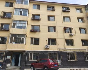 苏虎南北通透,中间楼层,精装修,视野开阔。