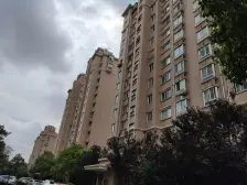 1/18号线双轨交汇,价值T0p.1,底楼有花园,双层车库