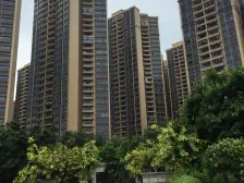 松湖碧桂园二期标准3房2卫,不临街。