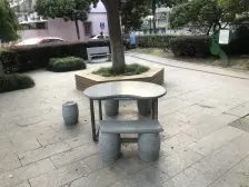 采光充足,交通便利,南北通透,主卧朝南,小区中心位置,一梯两户,得房率高,精装修